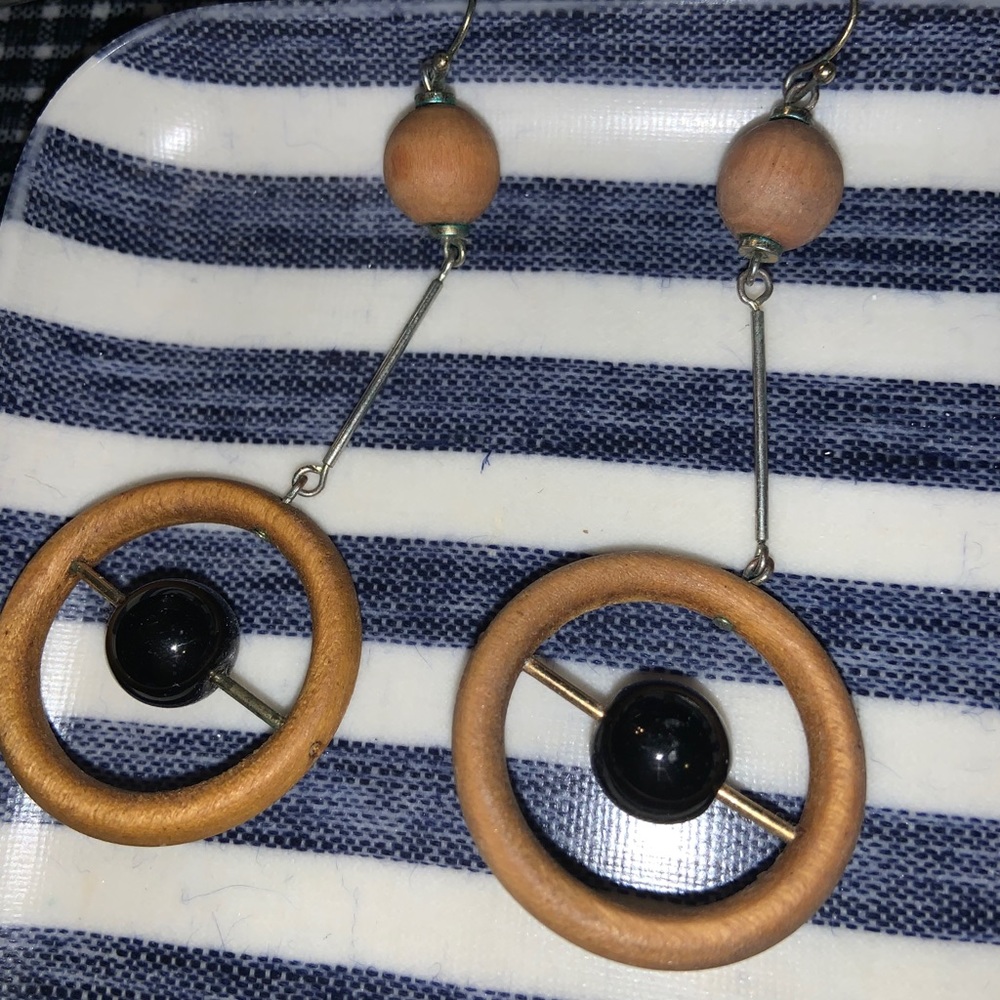 Handmade wood lightweight statement earrings - Picture 3 of 7